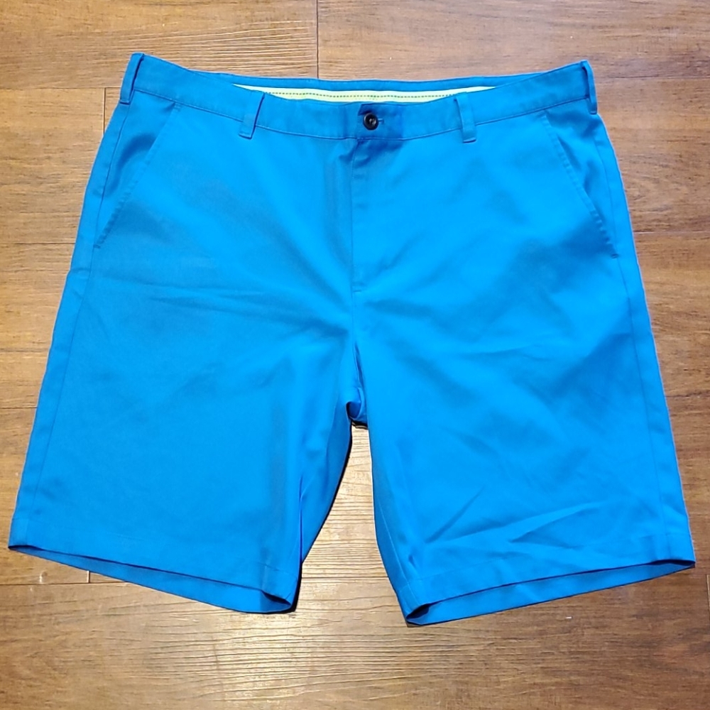 Men's Izod Golf Short Size 40 Blue